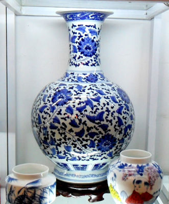 景德鎮(zhèn)精品瓷器 藝術(shù)品收藏 仿古花瓶 賞瓶 青花纏枝蓮|一淘網(wǎng)優(yōu)惠購(gòu)|購(gòu)就省錢(qián)